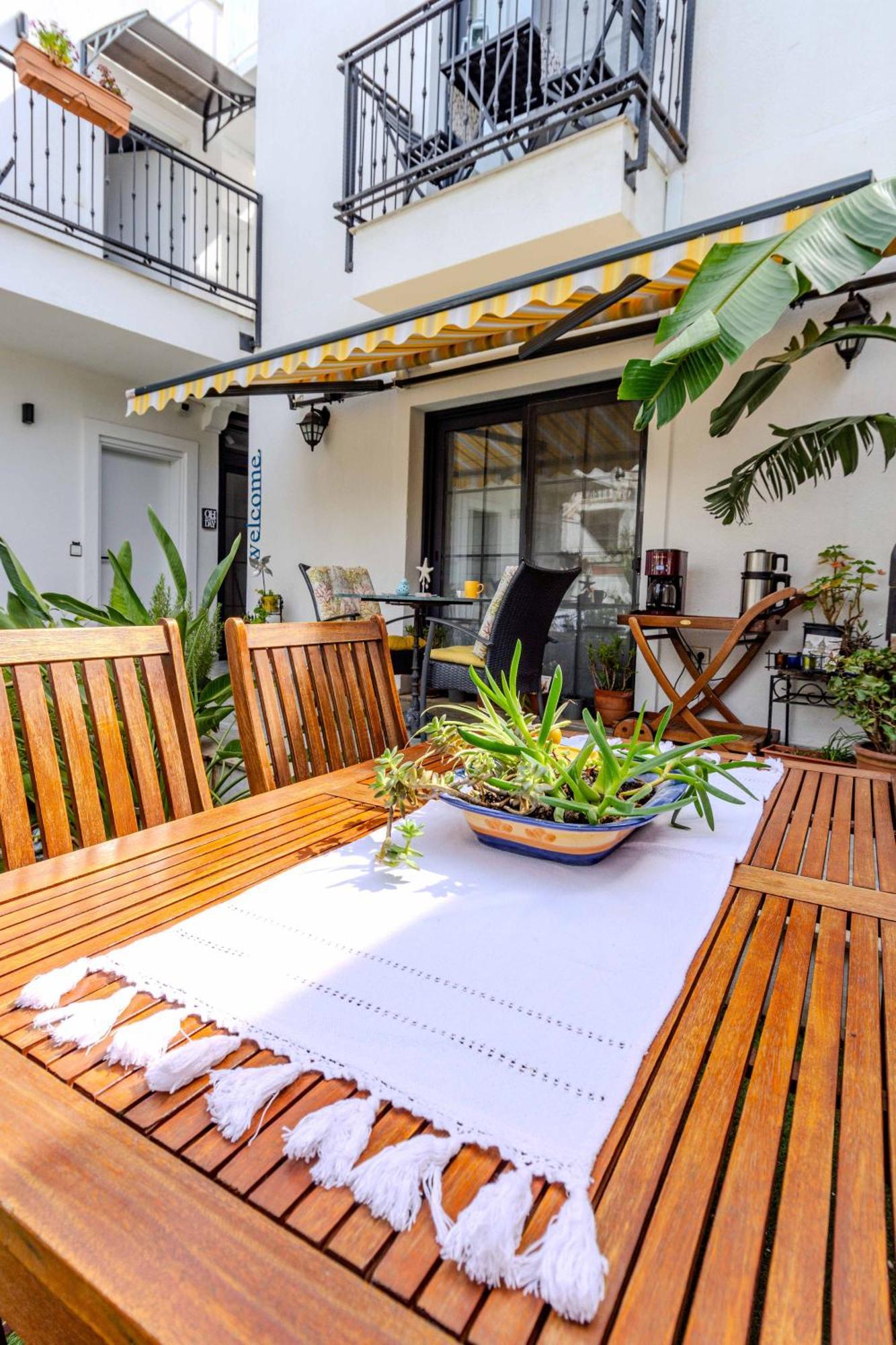 Arden'S House Bed and Breakfast Bodrum Exteriör bild